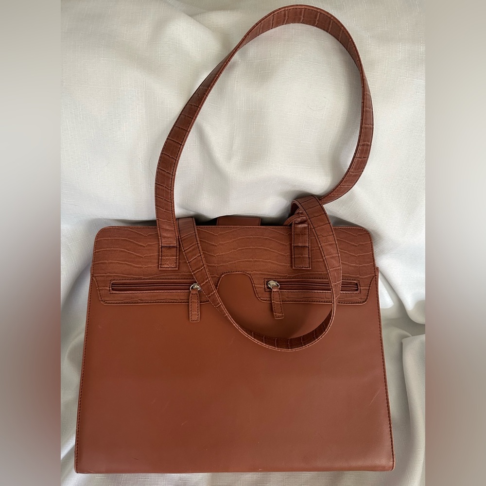 Buxton Brown Leather Briefcase 15 1/2” x 12 1/2” x 5 1/2” Padded Laptop Storage